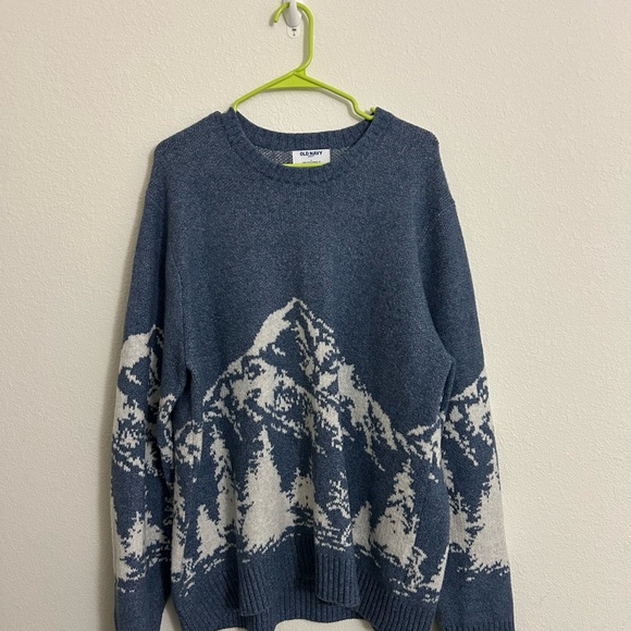 Old Navy Blue and White Mountain Crewneck Sweater - Picture 1 of 2